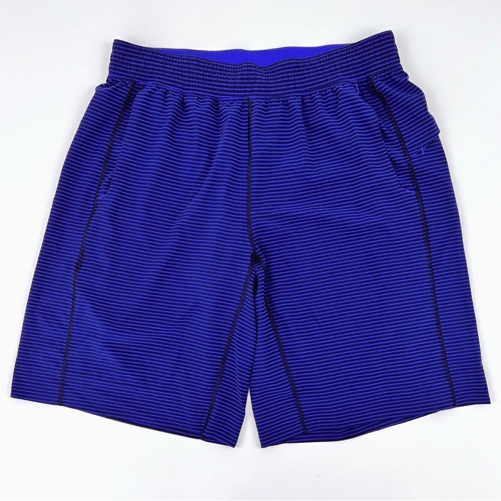 Lululemon Mens  Medium Purple Striped Athletic Gym Workout Pull On Shorts